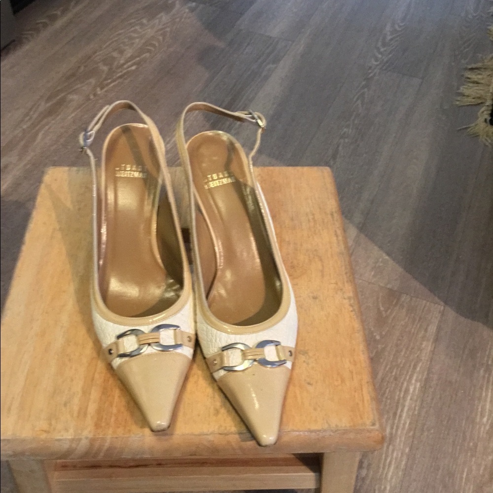 Stuart Weitzman leather shoe $60 size 7.5